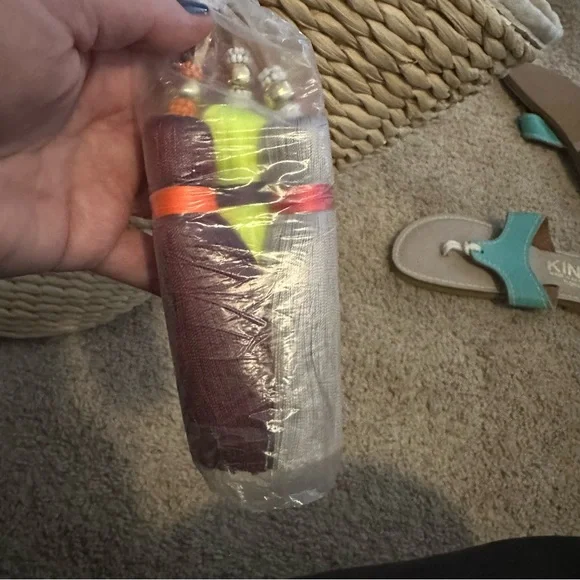 India Hicks bucket style straw bag - Picture 4 of 4